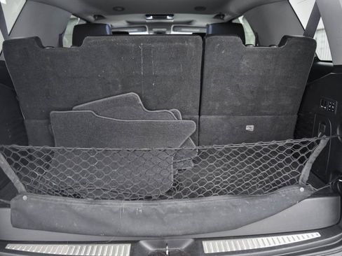 Used 2017 GMC Yukon SLT w/ Open Road Package image 15