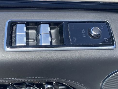 Used 2021 Land Rover Range Rover Autobiography Fifty Edition AWD/4WD image 16