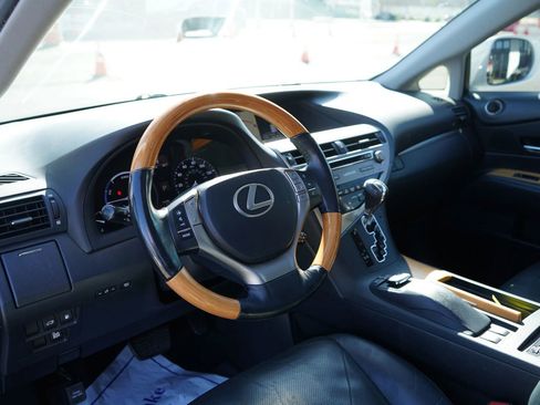 Used 2015 Lexus RX 450h FWD image 8