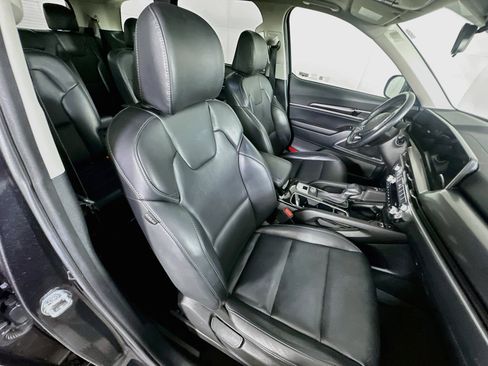Used 2025 Kia Telluride S FWD image 34