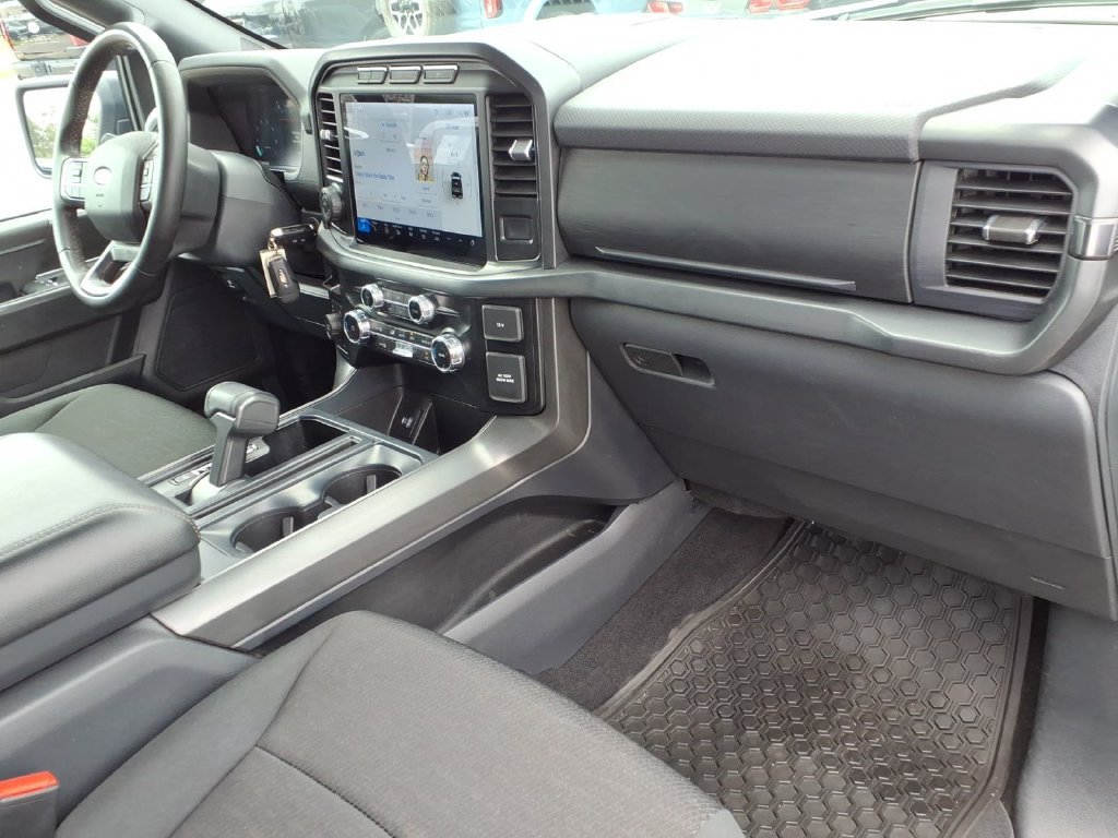 Used 2024 Ford F150 XLT w/ XLT Black Appearance Package AWD/4WD image 11