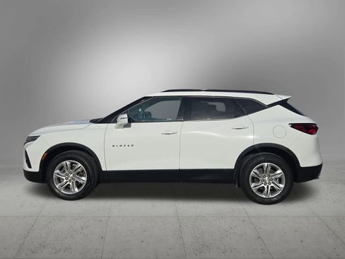 Used 2021 Chevrolet Blazer LT image 3