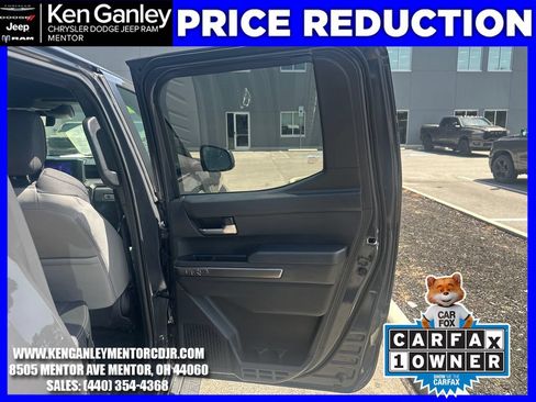 Used 2024 Toyota Tacoma TRD Sport AWD/4WD image 22