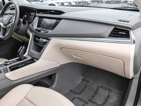 Used 2020 Cadillac XT5 Premium Luxury AWD/4WD image 40