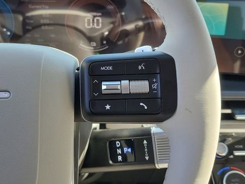 New 2026 Hyundai Santa Fe SE image 6