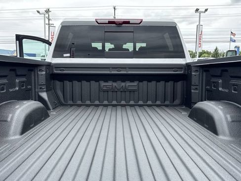New 2026 GMC Sierra 2500 Denali Ultimate AWD/4WD image 12