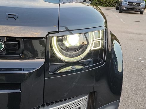 Used 2020 Land Rover Defender 110 HSE image 9