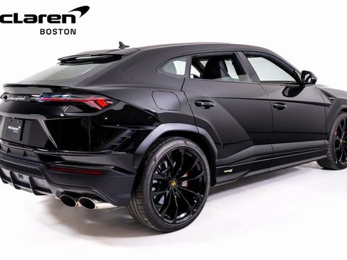 Used 2024 Lamborghini Urus S image 5