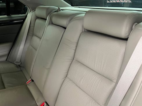 Used 2011 Acura RL image 20