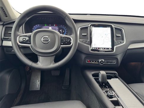 Certified 2024 Volvo XC90 B5 Core w/ Climate Package image 23