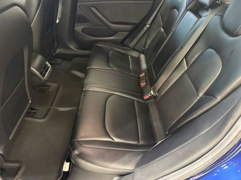 Used 2018 Tesla Model 3 Long Range image 22