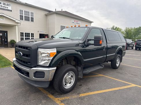 Used 2012 Ford F250 XL w/ PWR Equipment Group AWD/4WD image 2