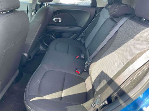 Used 2017 Kia Soul + w/ Designer's Package image 6