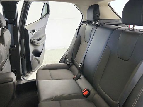 Used 2025 Buick Encore GX Preferred FWD image 30
