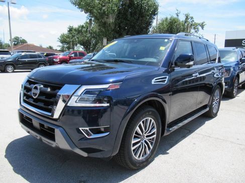 Used 2023 Nissan Armada SL w/ Cargo Package RWD image 3