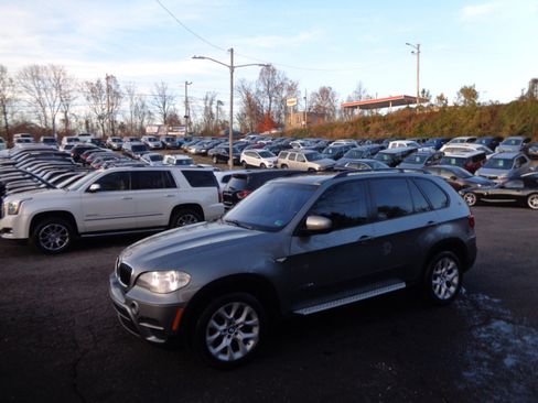 Used 2013 BMW X5 xDrive35i image 9