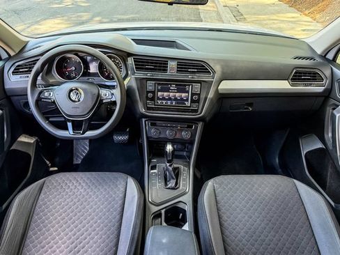 Used 2021 Volkswagen Tiguan S FWD image 28