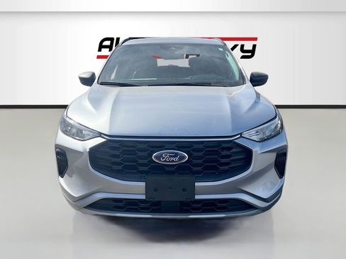 Used 2023 Ford Escape ST-Line w/ Equipment Group 301A FWD image 2