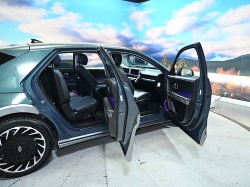 Used 2024 Hyundai Ioniq 5 Limited AWD/4WD image 42