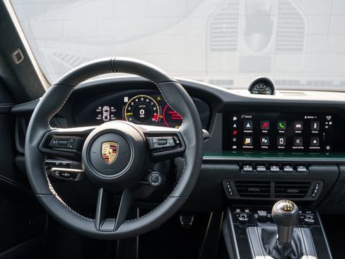 Certified 2025 Porsche 911 GT3 RWD image 20
