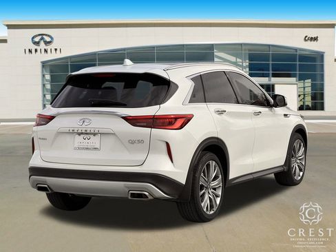 Certified 2022 INFINITI QX50 Sensory w/ Cargo Package image 4