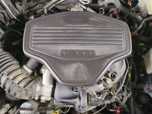 Certified 2018 GMC Acadia SLT image 30