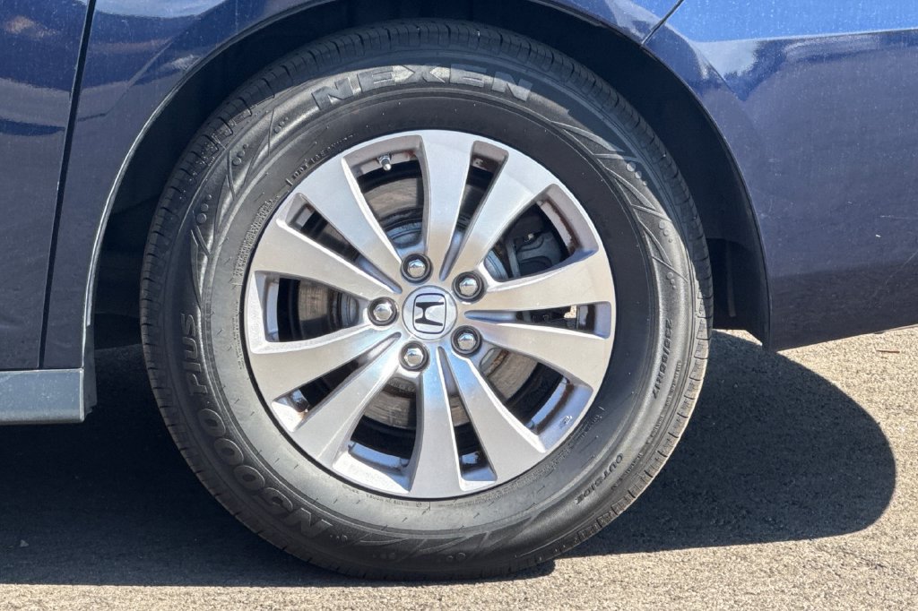 Used 2014 Honda Odyssey EX-L image 10