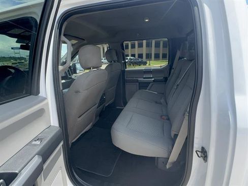 Used 2018 Ford F150 XLT w/ Equipment Group 302A Luxury AWD/4WD image 7