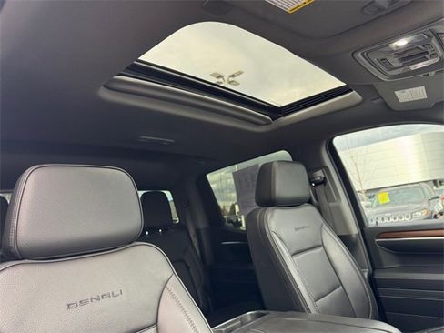 Used 2023 GMC Sierra 1500 Denali w/ Denali Reserve Package image 21