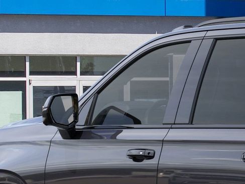 New 2026 Chevrolet Suburban RST w/ Advanced Technology Package image 13