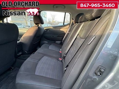 Used 2025 Nissan Leaf S image 12