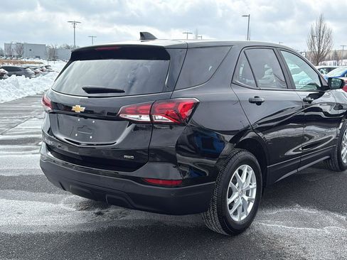 Used 2023 Chevrolet Equinox LS w/ LS Convenience Package image 6