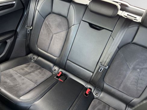 Used 2019 Porsche Macan AWD/4WD image 13