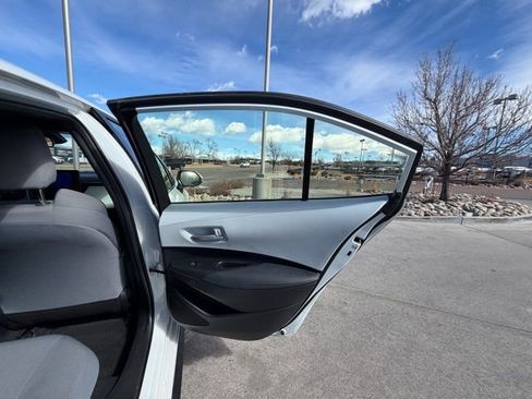 Used 2023 Toyota Corolla SE w/ SE Package image 26