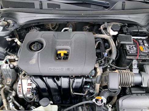 Certified 2024 Kia Forte LXS w/ LXS Technology Package FWD image 34