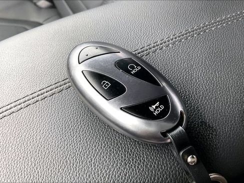 Certified 2026 Hyundai Santa Cruz SEL FWD image 12