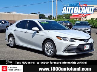 Certified 2022 Toyota Camry LE FWD video 1
