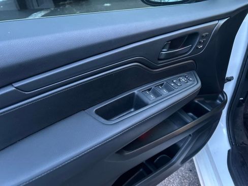 Used 2025 Honda Odyssey Sport-L image 10