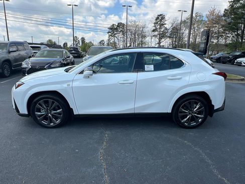New 2026 Lexus UX 300h FWD image 9