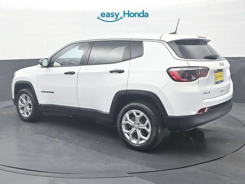 Used 2024 Jeep Compass Sport AWD/4WD image 5