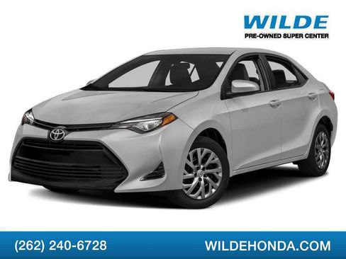 Used 2019 Toyota Corolla XLE image 1