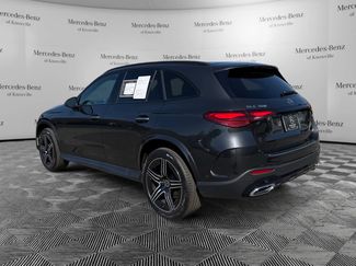 Used 2024 Mercedes-Benz GLC 300 4MATIC video 3