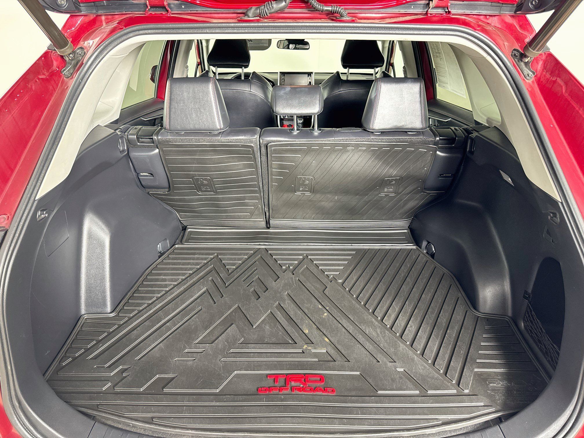 Certified 2020 Toyota RAV4 TRD Off-Road w/ TRD Off-Road Weather Package AWD/4WD image 24