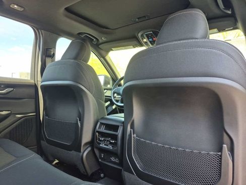 New 2026 Jeep Grand Cherokee Laredo X AWD/4WD image 47