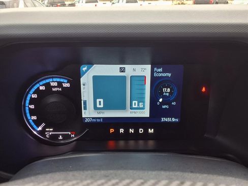 Used 2022 Ford Bronco Badlands image 17