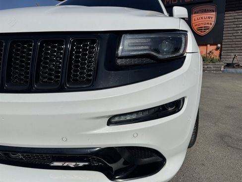 Used 2014 Jeep Grand Cherokee SRT w/ Trailer Tow Group IV AWD/4WD image 5