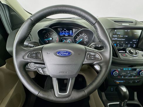 Used 2017 Ford Escape Titanium image 11