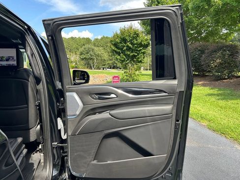 Used 2024 Cadillac Escalade ESV V w/ LPO, Floor Liner Package AWD/4WD image 63