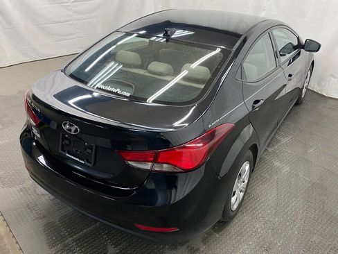 Used 2016 Hyundai Elantra SE image 10
