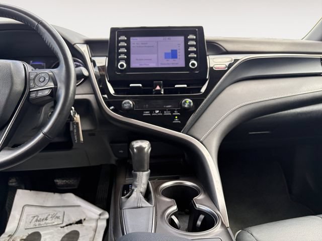 Used 2024 Toyota Camry SE FWD image 11